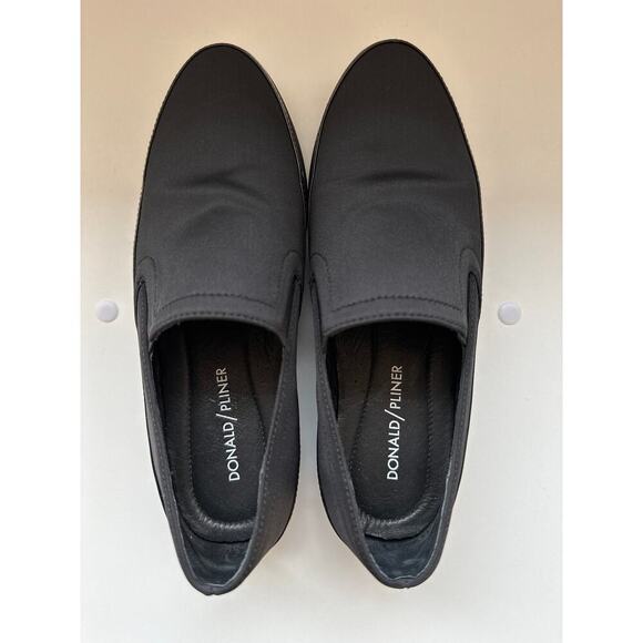 Donald J Pliner MEG Slip-Ons | Size 6 | EUC | Leather Comfort Sneakers - Picture 3 of 5